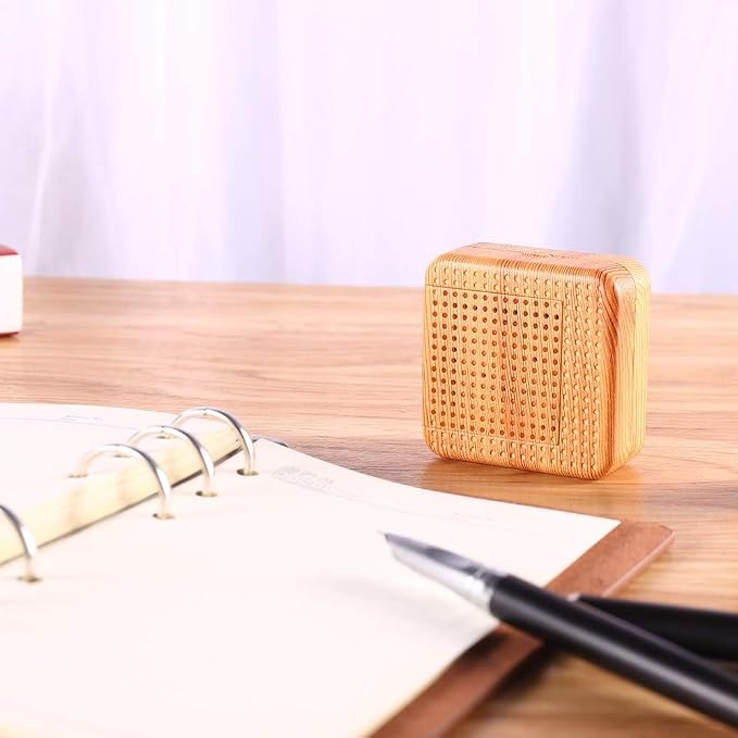 Weljoy Wood Grain Portable Diffuser for Essential Oils – Car or Travel, Mini Size, Quiet, Waterless, Re-Chargeable Battery or USB (Wood Grain)