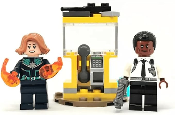 LEGO Marvel Captain Marvel and Nick Fury Limited Edition Polybag (30453)