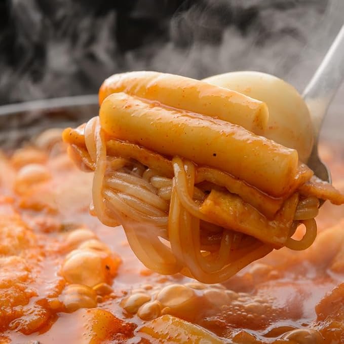 Instant Topokki Rapokki Rice Cake with Ramen Noodles Popular Korean Food Various Flavors 떡볶이 라볶이 (Tomato_Rapokki, 260g 1 Pouch (2 Servings))