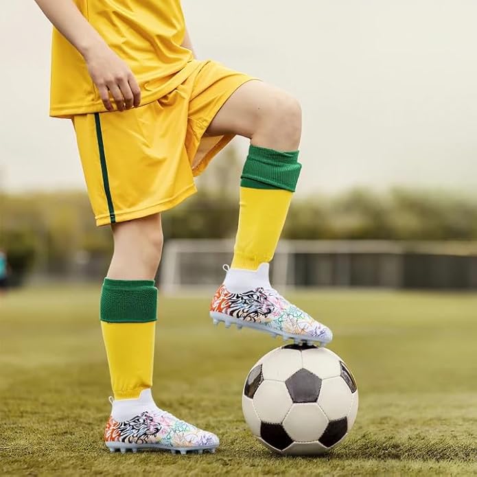 Soccer Cleats Boys Youth Training Football Cleats Athletic Outdoor Girls Soccer Shoes High-top Kids Football Shoes for Little/Big Kid