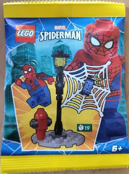 LEGO Marvel Superheroes: Spider-Man Minifigure with Street Light and Web - Ages 6+