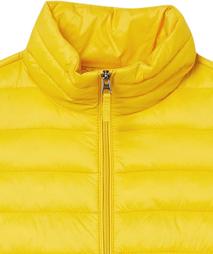 Amazon Essentials Women's Lightweight Water-Resistant Packable Puffer Vest