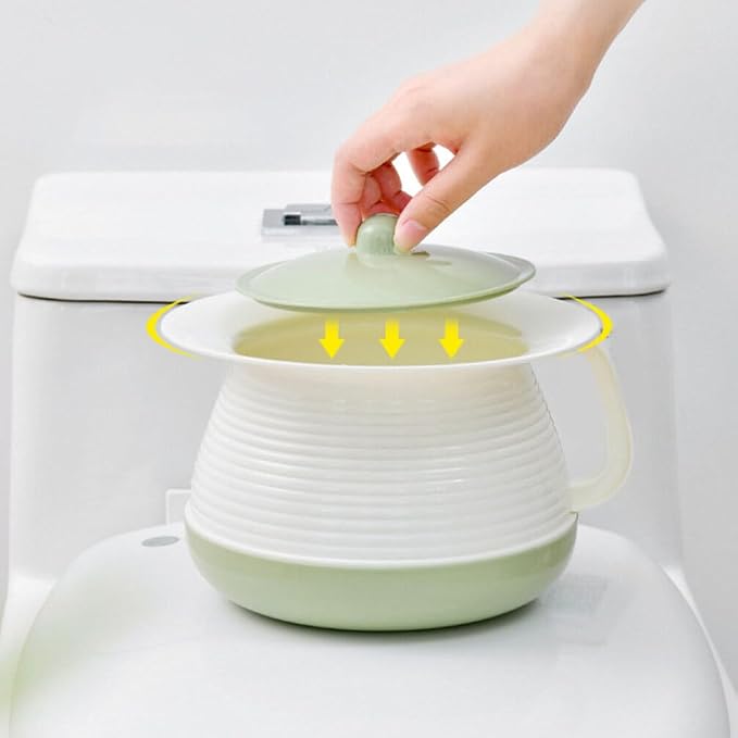 Cabilock Plastic Chamber Pot with Lid 8.27X7.28X5.51 Inch Portable Covered Urinal Pot for Children and Adults Spittoon Home Hospital Travel Pee Potty