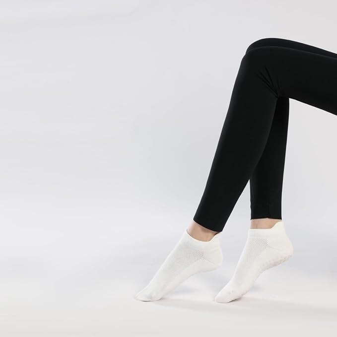 loudashuaiqi Grip Pilates Socks Non Slip Athletic Yoga Socks with Grips for Women Grippy socks for Hospital Workout Barre