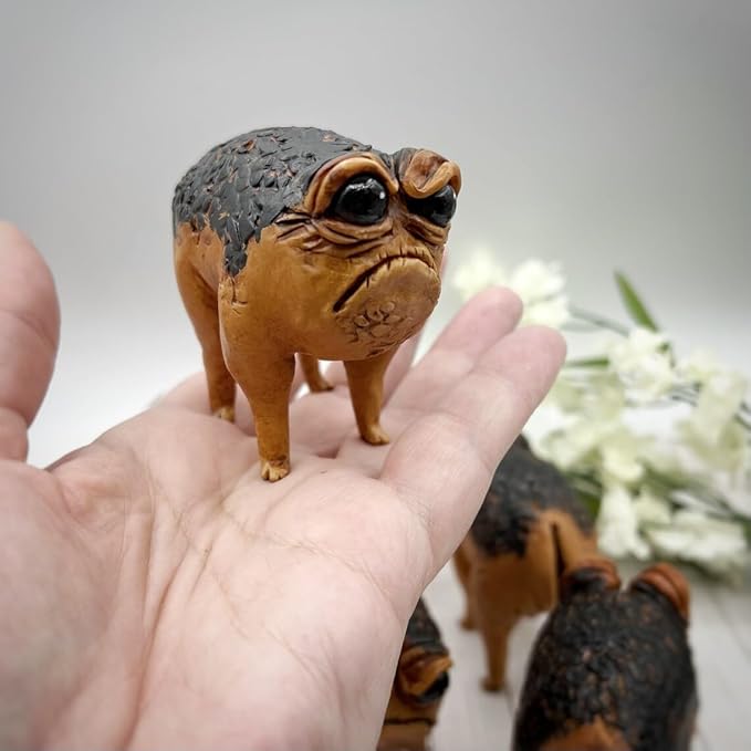 Grumpy Frog Statue Ugly Angry Frog Statue Outdoor Garden Plant Decorations for Pots Novelty Home Office Desktop Decoration Unique Weird Gift (1 Pack)