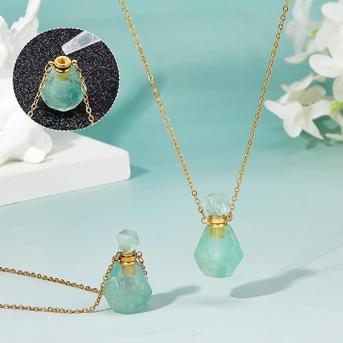 SUPERFINDINGS 2Pcs Perfume Bottle Necklace Essential Oil Diffuser Necklace Natural Crystal Perfume Bottle Pendant with 304 Stainless Steel Chain Gemstone Vial Pendant for Woman Men