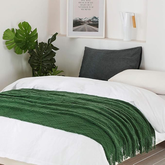 BOURINA Green Throw Blanket 60x80 Inch Boho Knitted Soft Throw Sofa Blanket | Knitted Throw Blanket 60x80 Inches, Soft Lightweight Boho Weave Throw Decorative Couch Blanket for Living Room Bedroom Chair