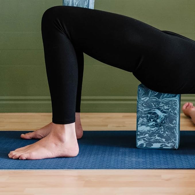 Hugger Mugger Earth Elements 5 mm Yoga Mat - Grippy Texture, Reversible, Cushion, Non-toxic Biodegradeable Material, Lightweight