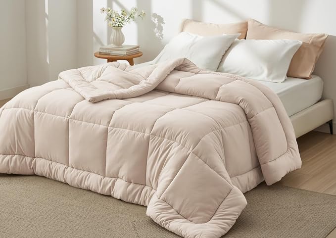 Bedsure Comforter Duvet Insert - Quilted Comforters Full Size, All Season Duvet, GentleSoft Down Alternative Bedding, with 8 Tabs, Gifts for Women/Men, Beige, Full 86 x 82 Inches