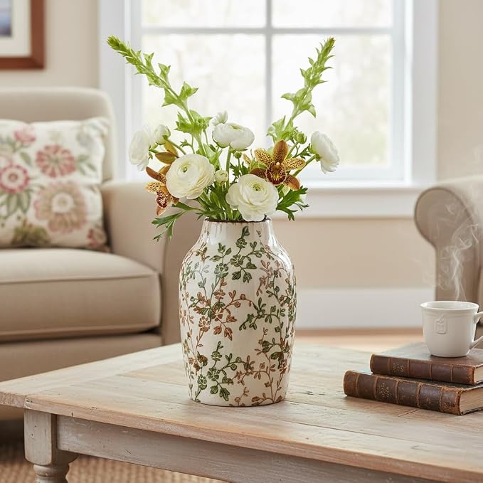 SIDUCAL Ceramic Green and Beige Antique Vase, 7 Inch Retro Ice Cracked Chinoiserie Floral Vase, Rustic Farmhouse Vases for Home Decor, Bookshelf, Office, Garden, Chinoiserie Decor, Tuscan Decor