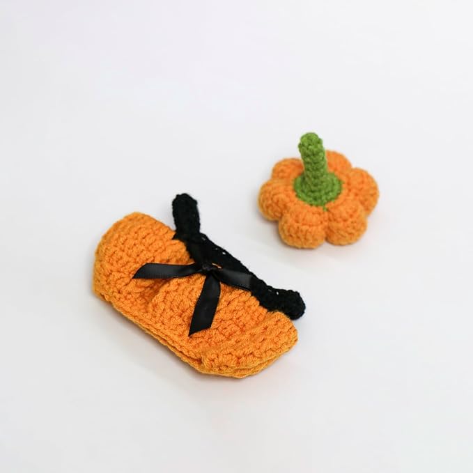 17cm Doll Clothes, Halloween Witch Hat and Pumpkin Costume Set Handcrafted Crochet Halloween Clothes for 6.7"(No Doll Included) (Style02)