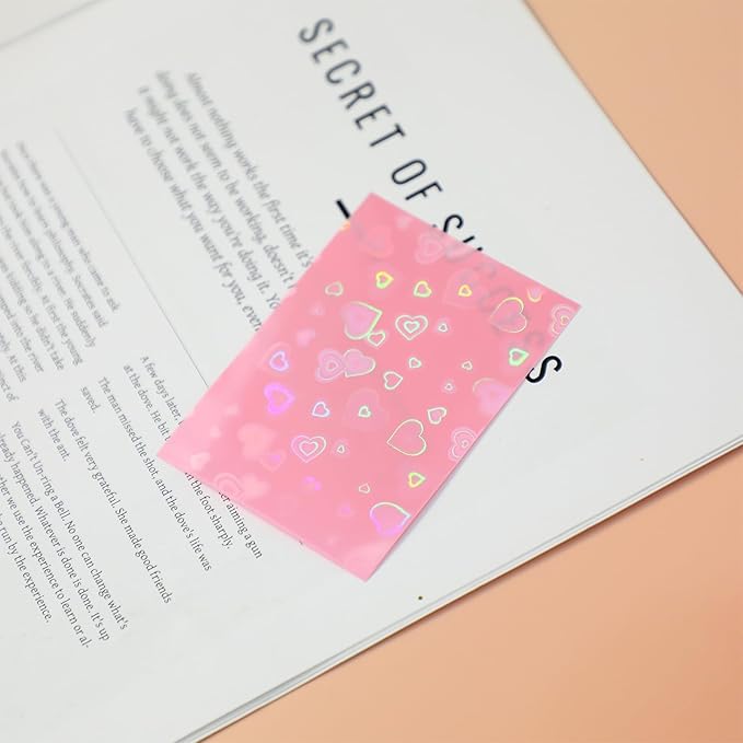 100pcs Holographic Colors Card Sleeves, 3.58x2.6in/91x66mm Colored Heart-Shaped Flashing Card Sleeves for Mini Polaroid Photocard Collectible Protection(Pink)