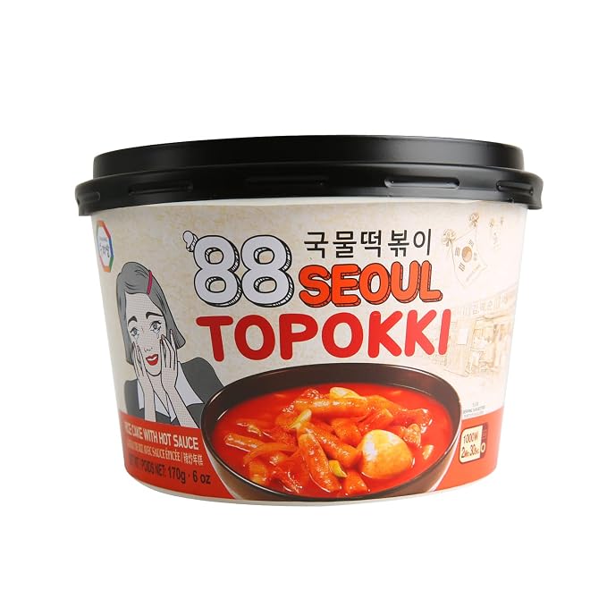 Surasang Korean Tteokbokki Cup - Korean Street Food, Classic Sweet & Spicy Sauce, Instant 2-Minute Microwave Meal, Traditional Tteokbokki Rice Cakes, 6 oz – Pack of 1