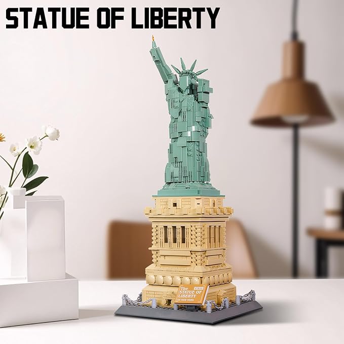 Statue of Liberty Architecture Building Block Sets New York World Famous Landmark Series Architectural Model Toys Gift for Adults Kids 1409 Pieces
