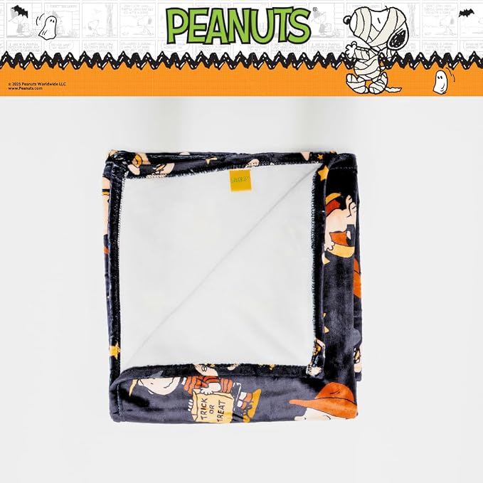 Peanuts Snoopy Cozy Throw 46 in x 60 in – Soft Cozy Plush for Couch, Bed & Travel, Halloween Snoopy & Charlie Brown Design (Officially Licensed Product) by Franco Collectibles