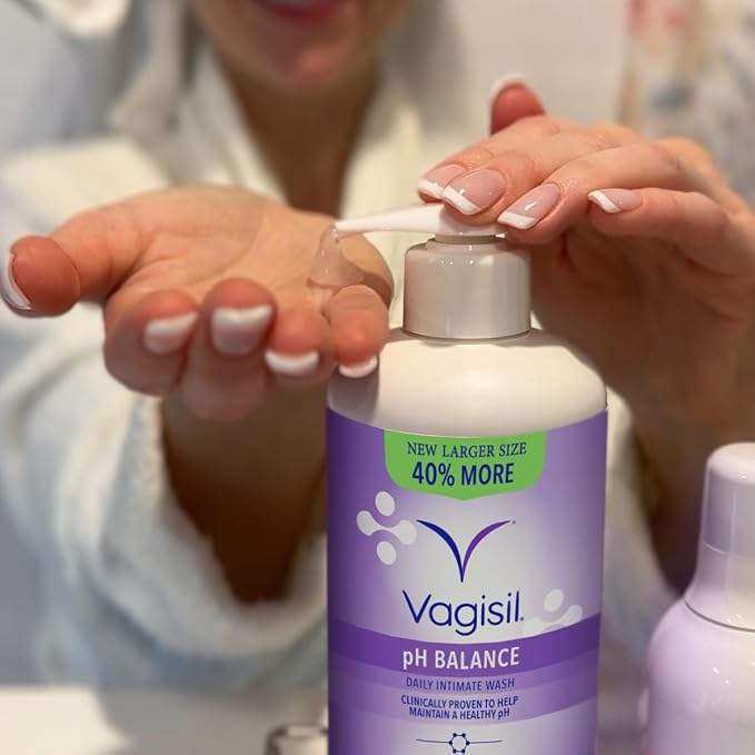 Vagisil Feminine Wash for Intimate Area Hygiene, pH Balance, Gynecologist Tested, Hypoallergenic, 16.9 oz with Pump