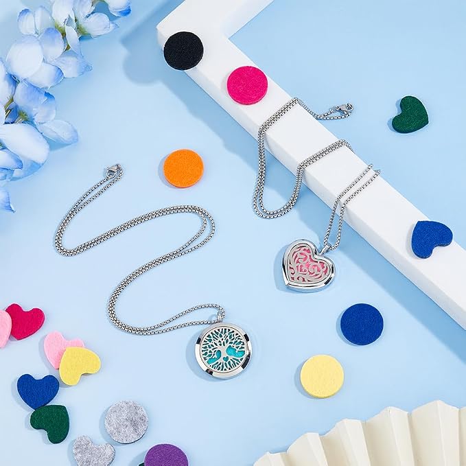 SUPERFINDINGS 2 Styles Essential Oil Necklaces Perfume Pendant Necklaces with 20 Felt Pads Diffuser Locket Necklace Essential Oil Jewelry Gift Perfume Pendant Aromatherapy Necklace for Women Men