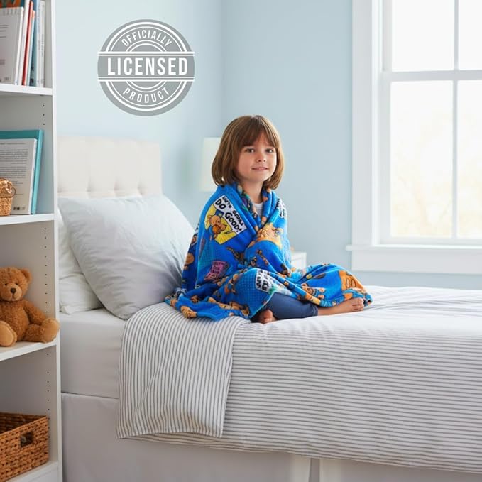 Franco Dog Man Supa Book Kids Bedding Super Soft Cozy Plush Throw, 40 in x 50 in, (Officially Licensed Product)