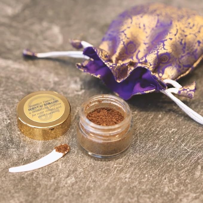 Scent of Samadhi Powder - All-Natural Deodorant and Personal Fragrance with Sandalwood, Tulsi, Rose and Clove, 2 oz Jar (1-Pack)