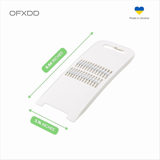 Korean Carrot Salad Grater - Vegetable and Carrort Hand Slicer - Julienne Plastic Shredder
