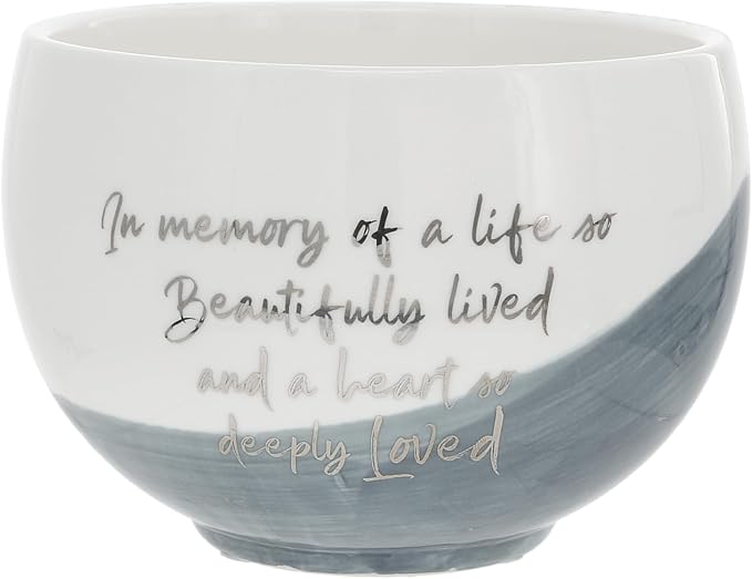 Pavilion Gift Company - in Memory of A Life So Beautifully Lived and A Heart So Deeply Loved - 15oz Soy Wax Single Wick Candle in Ceramic Vessel in Memory Loss of Loved One Remembrance Grief Gift