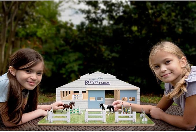 Breyer Horses Farms Deluxe Arena Stable | 24 Piece Playset | 2 Stablemates Horses Included | 24.25" L x 22" W x 10.5" H | 1:32 Scale | Model #59243