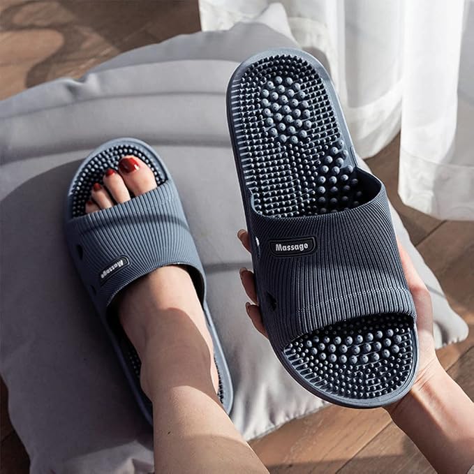 Acupressure Massage Slippers for Plantar Fasciitis for Women Acupuncture Slippers Arthritis Neuropathy Pain Relief Non-Slip Massage Sandals Women Stress Relief Gifts for Bath (Men 8.5-9.5, Dark Gray)