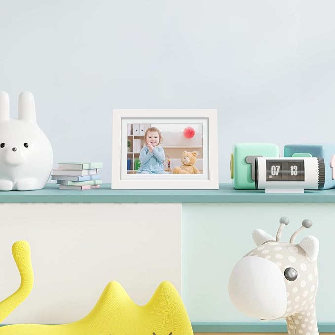 upsimples 5x7 Picture Frame, Display Pictures 4x6 with Mat or 5 x 7 Without, Wall Hanging Photo Frames, White, 1 Pack