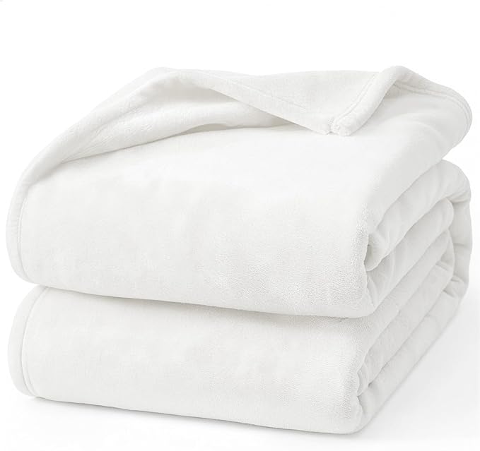 Hansleep Throw White Fleece Blanket, Soft Flannel Bed Blanket | Fuzzy Cozy Blanket 50x60 Inches, Multi-use for Bed, Sofa, Couch, Travel, Camping, All Season Warm Lightweight Cover