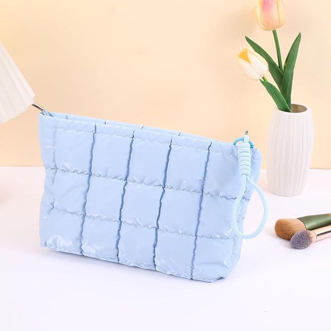 Puffer Quilted Makeup Bag Travel Cosmetic Bag Portable Puffy Checkered Toiletry Pouch Skincare Organizer Purse Pencil Case (Light Blue)