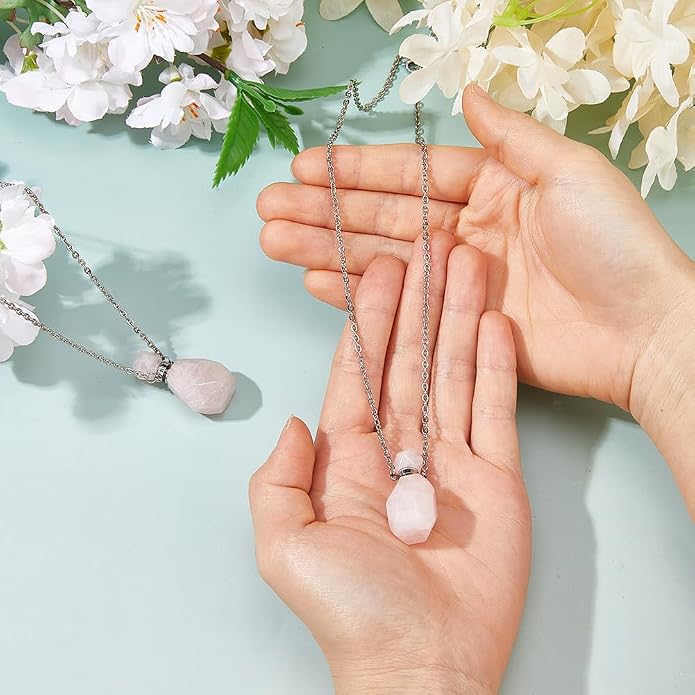SUPERFINDINGS 2Pcs Perfume Bottle Necklace Essential Oil Diffuser Necklace Natural Crystal Perfume Bottle Pendant with 304 Stainless Steel Chain Gemstone Vial Pendant for Woman Men