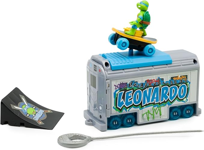 Teenage Mutant Ninja Turtles 5" Switch Kick Subway Launcher Leonardo Ages 3+ - Launch & Shred with Signature Katanas!