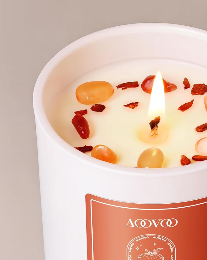 AOOVOO Apple Pie Scented Candles for Women - Aromatherapy Candle with Crystals Inside, 10oz Soy Candles for Home Scented, Birthday Gifts Christmas Day Candle for Mom Women