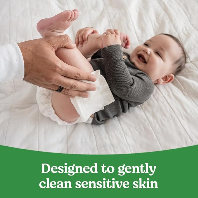 Huggies Natural Care Sensitive Baby Wipes, Unscented, Hypoallergenic, 99% Purified Water, 10 Flip-Top Packs (560 Wipes Total)