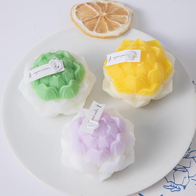 Lotus Flower Shaped Scented Candle,70G Handmade Soy Wax Aroma Aesthetic Decorative Candle for Table Photo Prop,Prefect Gift for Meditation Stress Relief Mood Boosting Bath Yoga (Green)