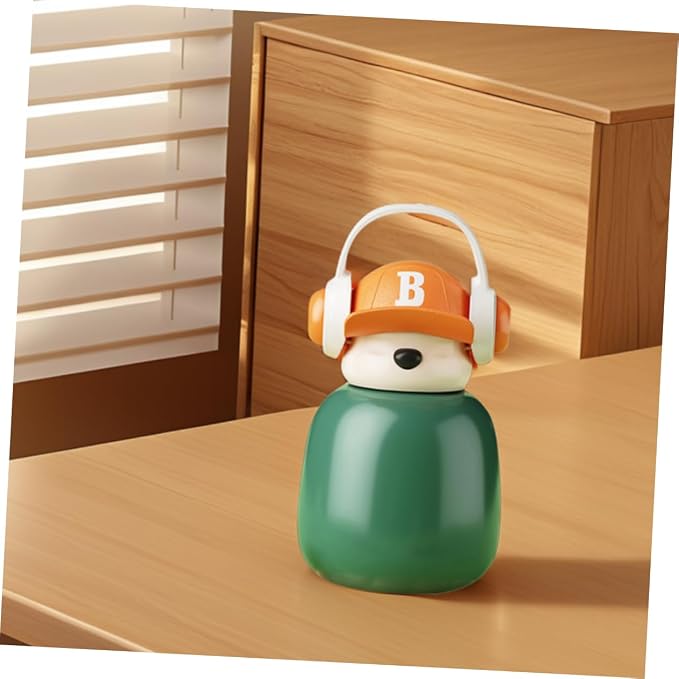 Portable Boy Girl Urinal Bottle for Travel Lightweight Easy to Clean for Potty Training Boys Girls for Camping Outdoor Use Compact Design