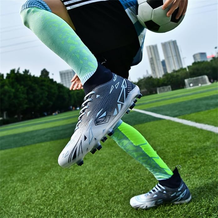 Kids Soccer Shoes Boys Football Cleats Professional Athletic Outdoor Trainning Football Shoes Youth Girl Turf Soccer Cleats