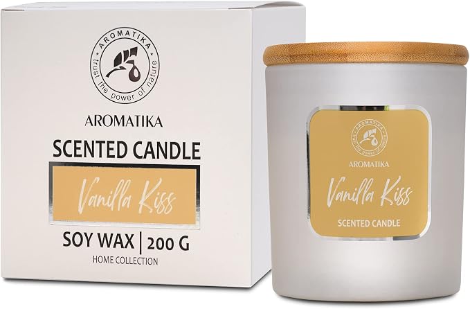 Scented Candle Vanilla Kiss - Aromatherapy Candle - Soywax Candle with Vanilla Extract - Up to 45 Hours Burn Time - Glass Candle Gift - Home Scented Candles - Luxury and Sensual Soy Wax Candle