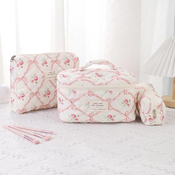 uekeboag Large Travel Quilted Makeup Bag for Women, Floral Cotton Cosmetic Bag, Coquette Aesthetic Floral Toiletry Organizer Bag