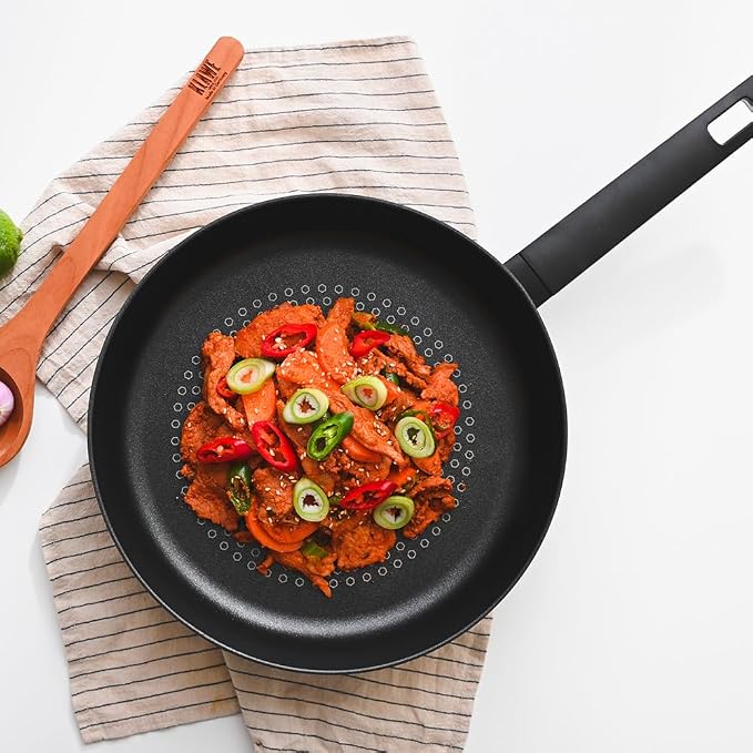 Nonstick B 11 Inch Frying Pan Skillet set with lid, Deep Frying Pan with Diamond Coating Cool Touch Handle, Scratch Resistant Coated, Gas& Electric
