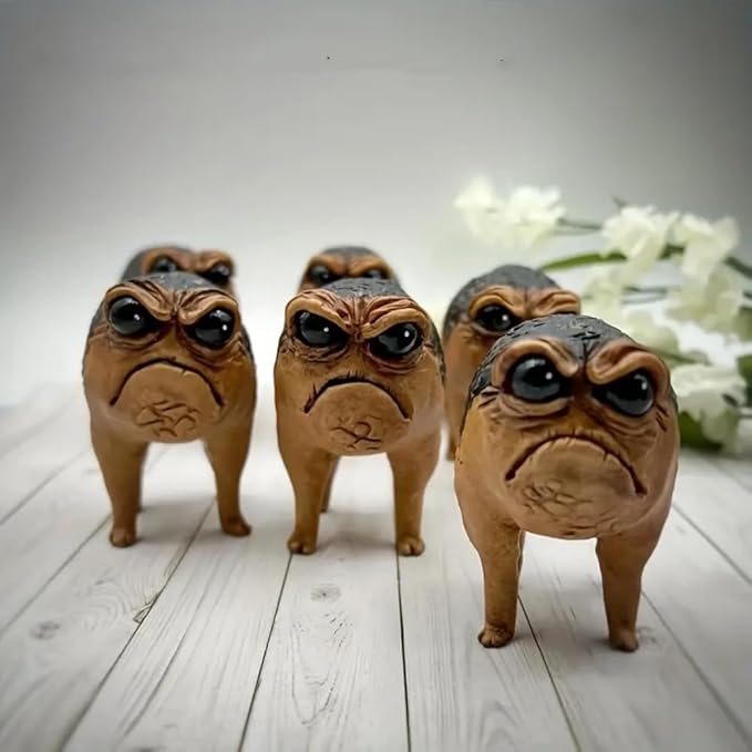 Grumpy Frog Statue Ugly Angry Frog Statue Outdoor Garden Plant Decorations for Pots Novelty Home Office Desktop Decoration Unique Weird Gift (2 Pack)