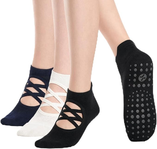 COOLMATE Pilates Socks with Grips for Women, Yoga Socks, Crew Non Slip Women for Barre, Pilates Gifts for Women