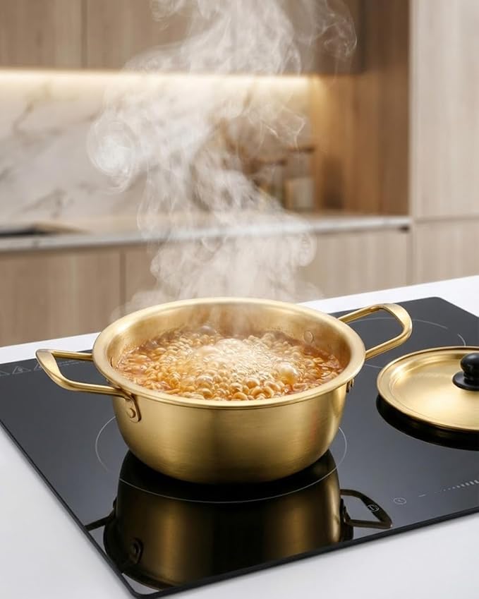 Korean Ramen Cooking Pot, Korean Noodle Pot Ramen Cooking Pots Instant Noodle Pots With Lid Spoon And Chopsticks (1pair) For Kitchen Cookware (8.8 x 3.4 Inches)