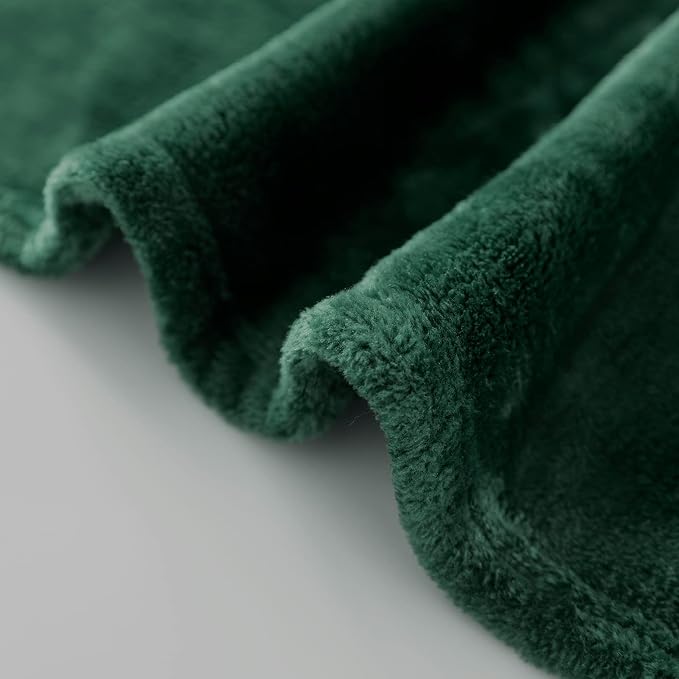 Forest Green Fleece Plush Throw Blanket 60"x80"for Couch Fuzzy Cozy Flannel | Super Soft Lightweight Microfiber Blanket for Sofa Bed bedroom Home Decor All Season,Birthday Gifts for Women Mom Adult