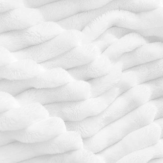 BEDELITE 3D Ribbed Jacquard White Fleece Twin Blanket for Bed, 60x80 Inch | Soft Warm Decorative Fluffy Blanket, Cozy Plush Lightweight Fuzzy Throw Blanket for Couch Sofa Room Decor, Gift for Women