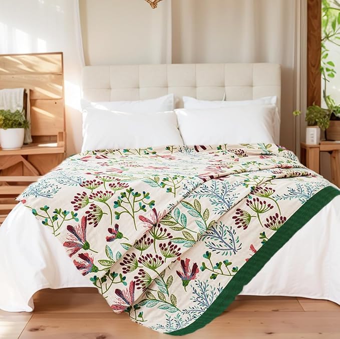 VANJOROY Boho Throw Blanket, 100% Organic Cotton Breathable Ultra Soft 80" x 90" Bed Quilt Throw - All Season Floral Rustic Farmhouse Decor Luxury Reversible Blanket for Sofa Couch Chair and Gift