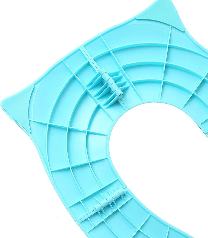 Toilet Potty Training Seat Cover, Travel Toilet Seat, Folding Non Slip Silicone Pads, Travel Portable Reusable Kids Toddlers Boys Girls, Carry Bag (Blue)