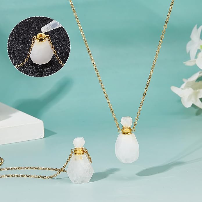 SUPERFINDINGS 2Pcs Perfume Bottle Necklace Essential Oil Diffuser Necklace Natural Crystal Perfume Bottle Pendant with 304 Stainless Steel Chain Gemstone Vial Pendant for Woman Men