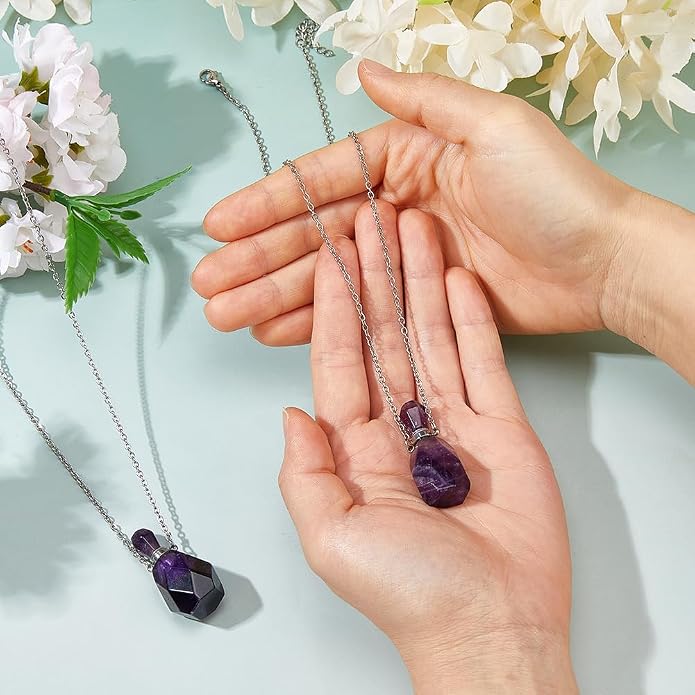 SUPERFINDINGS 2Pcs Perfume Bottle Necklace Essential Oil Diffuser Necklace Natural Crystal Perfume Bottle Pendant with 304 Stainless Steel Chain Gemstone Vial Pendant for Woman Men