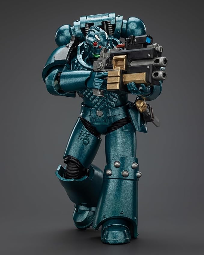 JoyToy Warhammer 40K Genuine License 1:18 Action Figure, Alpha Legion Headhunter with Banestrike Combi-Bolter and Power Dagger, 4.96 inch Collectible Action Figures Sets